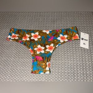 Fused Hawaii bikini bottoms size XL